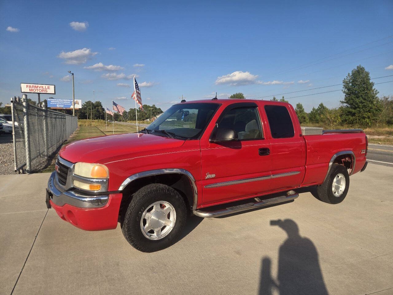 Used 2004 GMC Sierra 1500 SLE AWD/4WD image 2