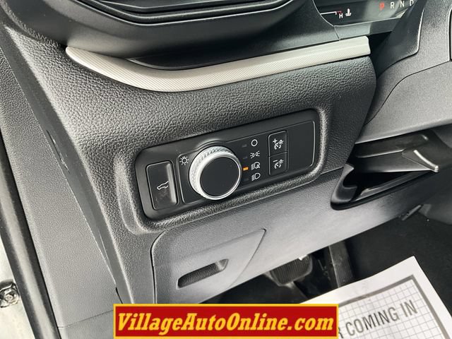 Used 2020 Ford Explorer XLT w/ Comfort Package AWD/4WD image 12