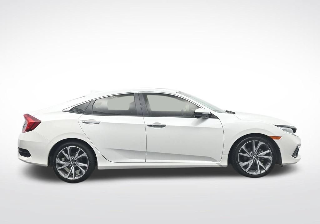Used 2019 Honda Civic Touring image 4