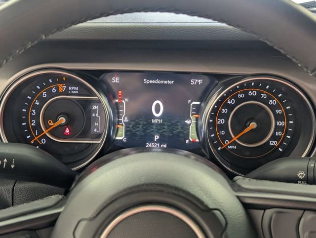 Certified 2023 Jeep Gladiator Sport AWD/4WD image 16