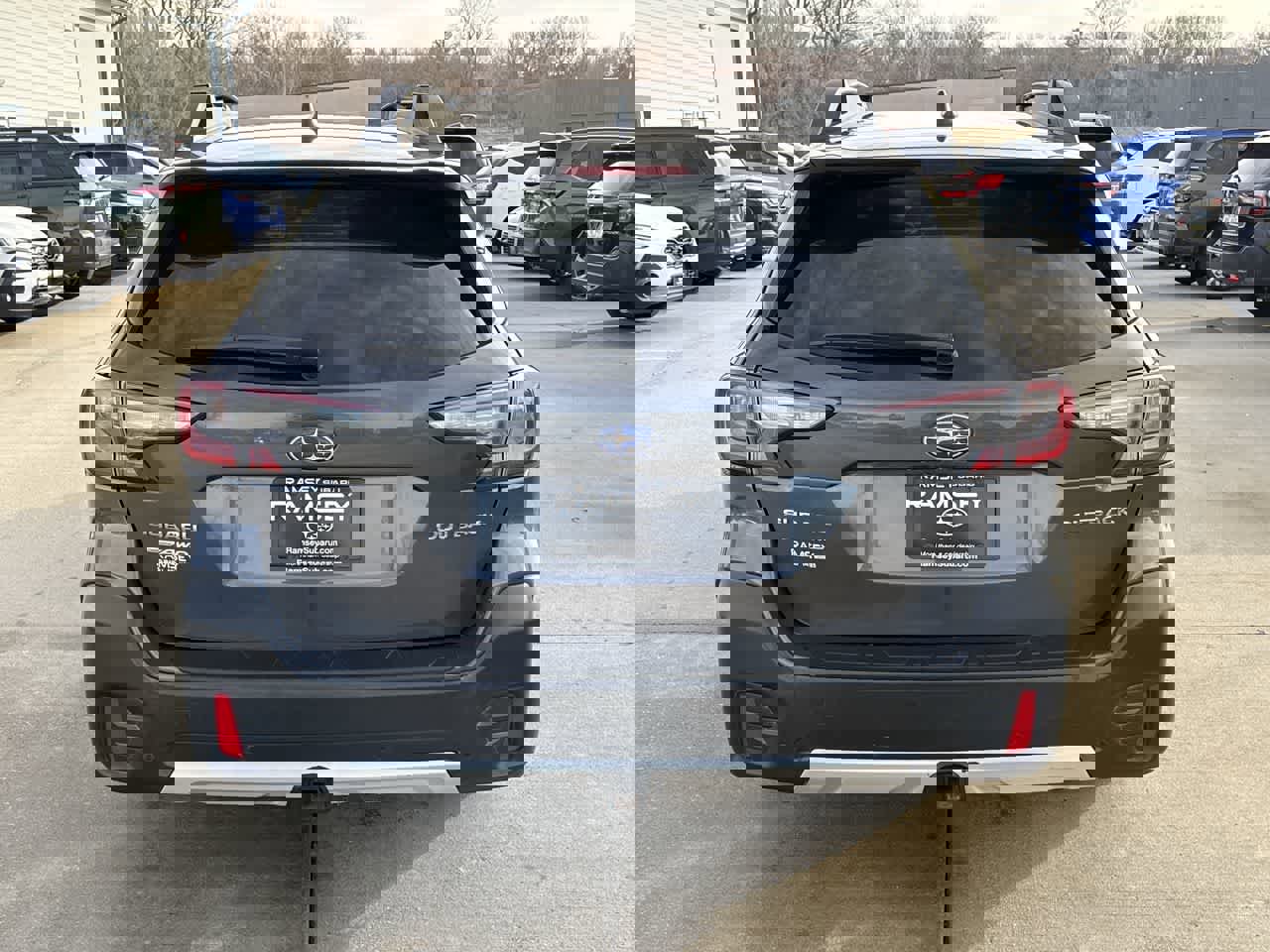 Used 2020 Subaru Outback Limited w/ Popular Package #2 image 5