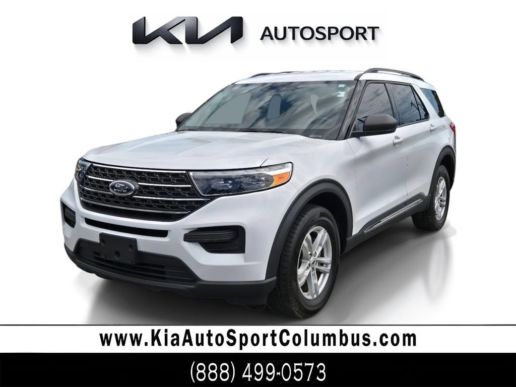 Used 2023 Ford Explorer XLT AWD/4WD image 1