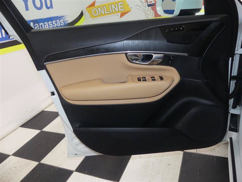 Used 2021 Volvo XC90 T8 Inscription AWD/4WD image 31