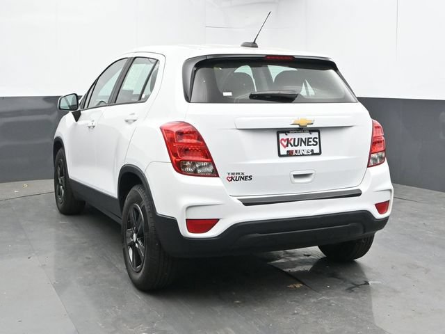 Used 2020 Chevrolet Trax LS FWD image 10
