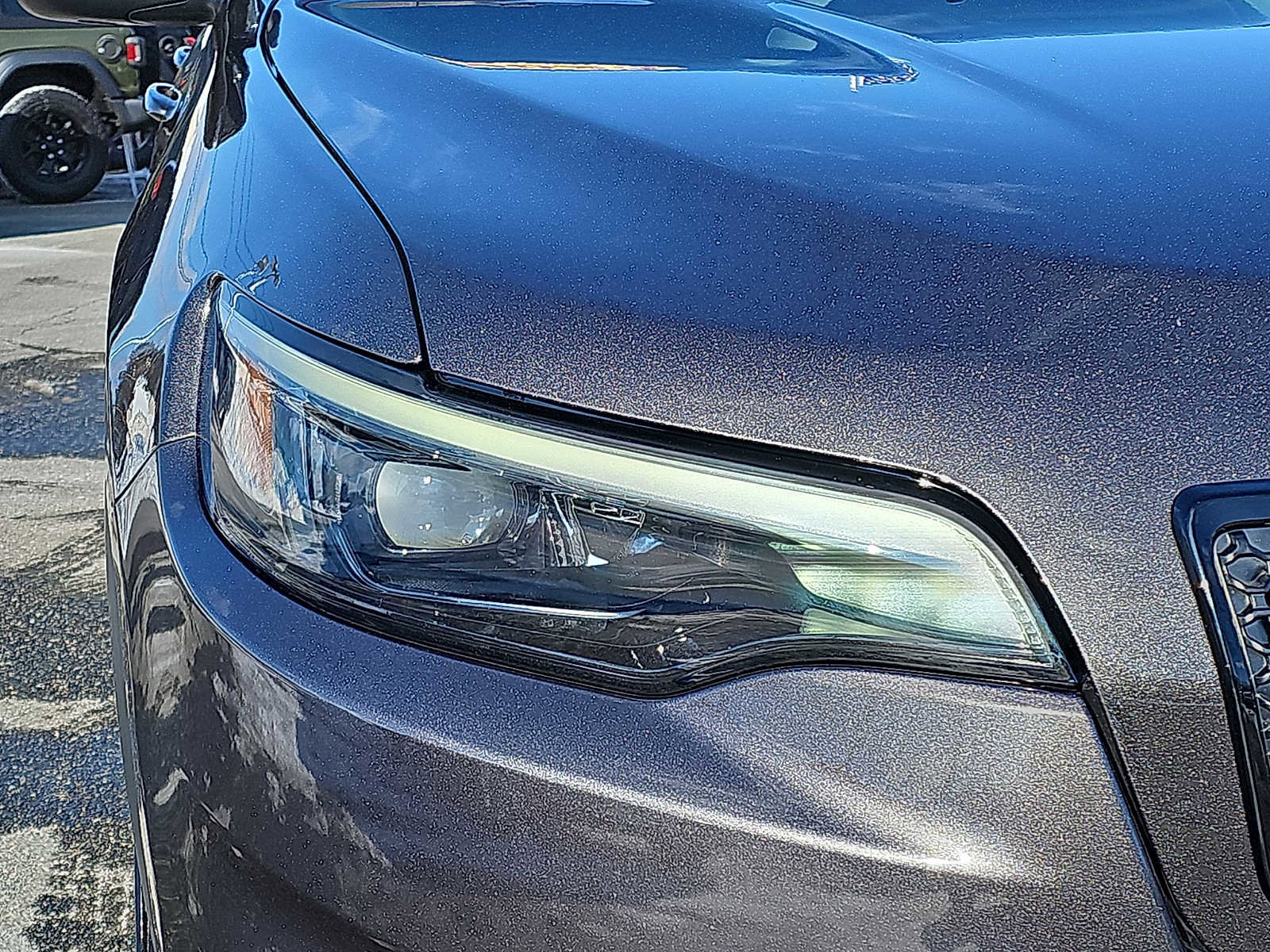 Used 2023 Jeep Cherokee Altitude Lux image 9