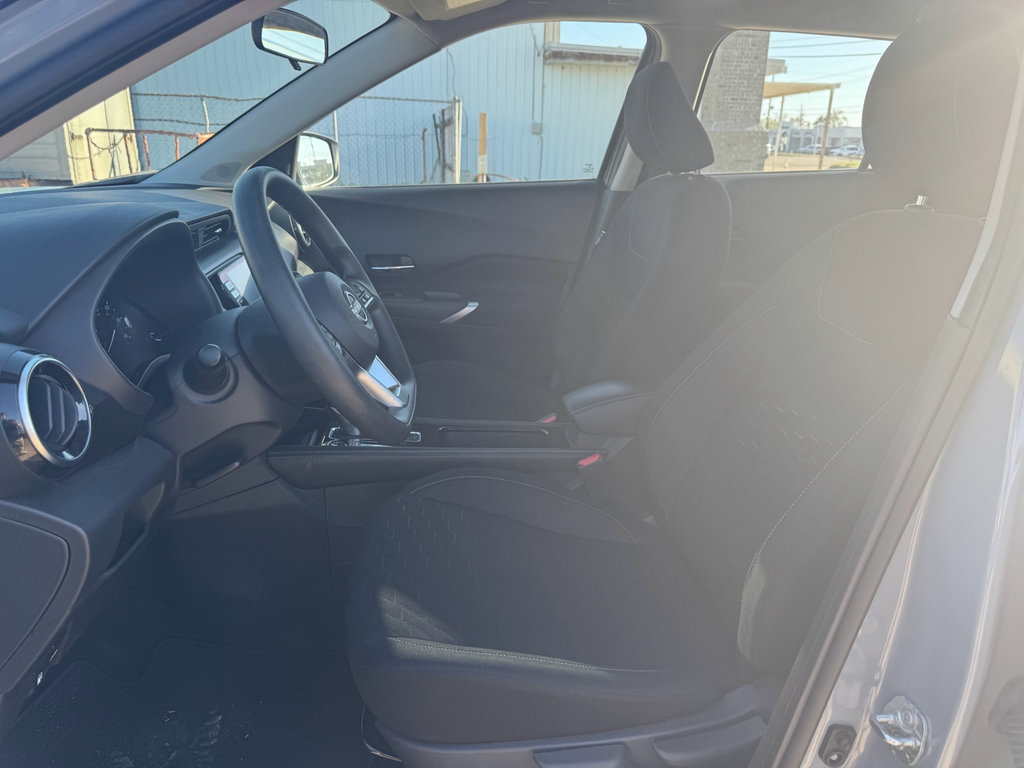 Used 2024 Nissan Kicks SV image 15