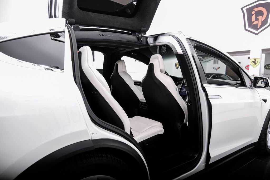 Used 2017 Tesla Model X 75D AWD/4WD image 43