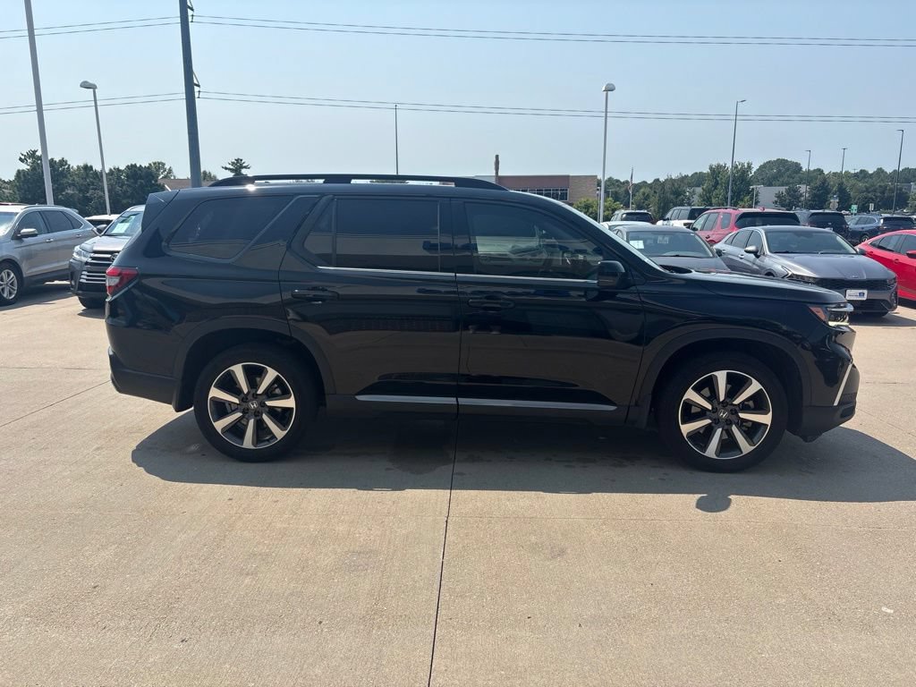 Certified 2023 Honda Pilot Touring image 4