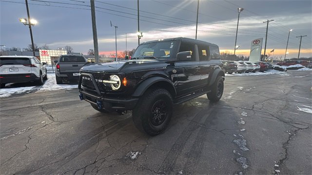 Used 2024 Ford Bronco Wildtrak image 38
