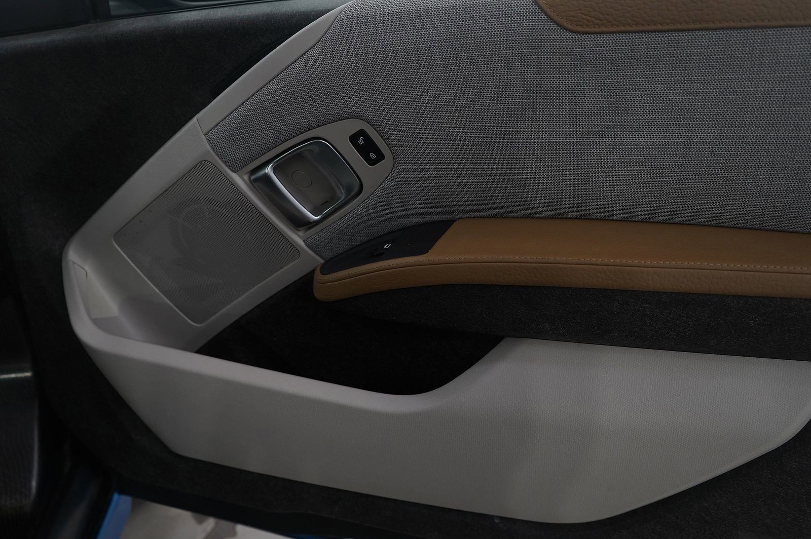 Used 2017 BMW i3 image 9