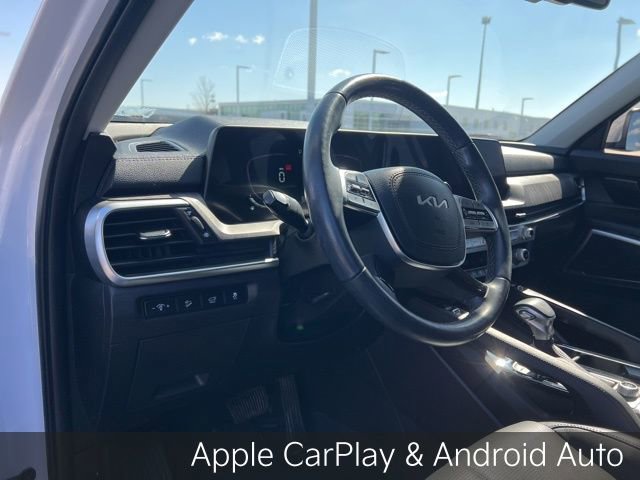 Certified 2023 Kia Telluride EX w/ EX Captain's Chair Package image 10