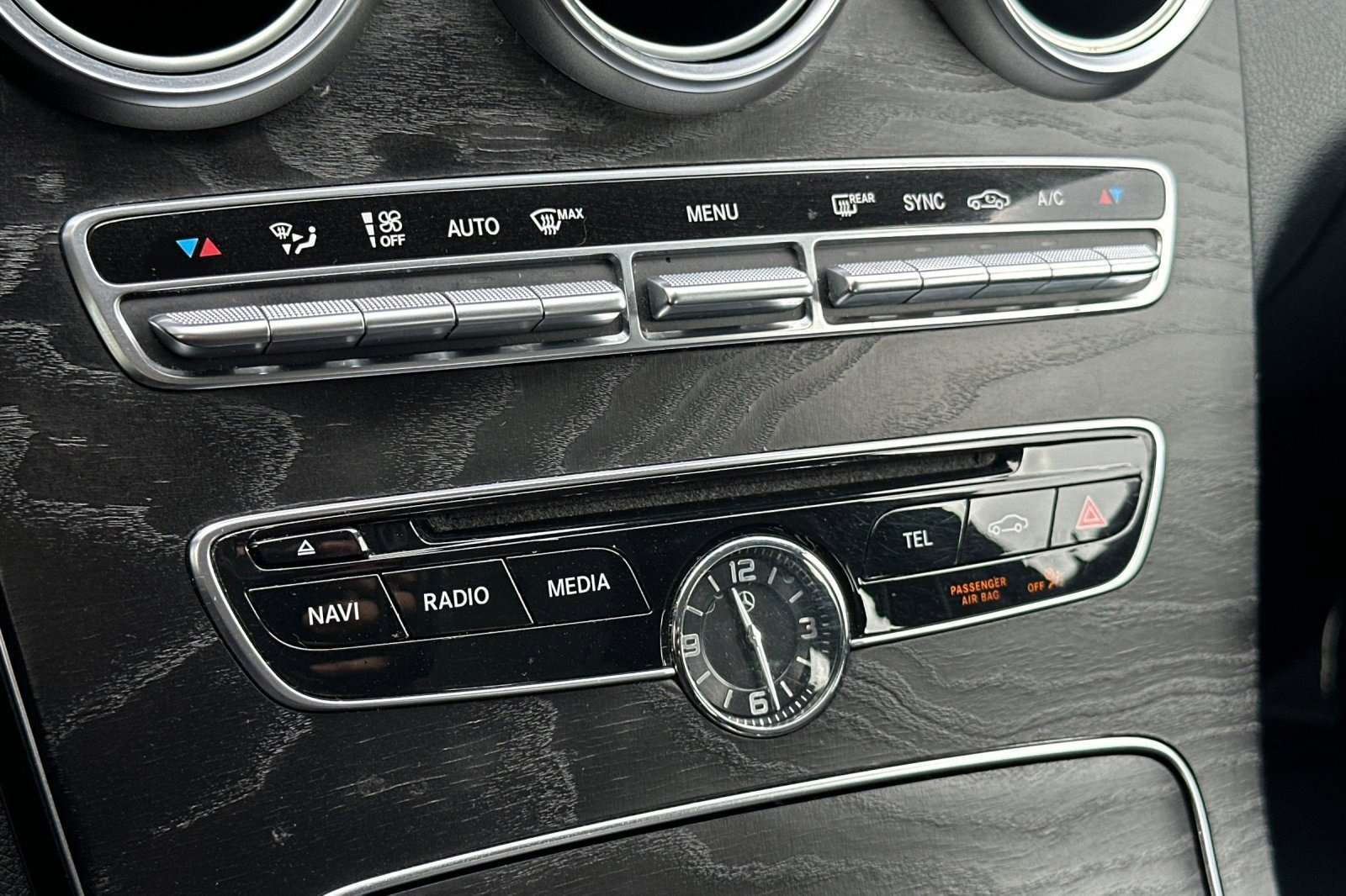 Used 2015 Mercedes-Benz C 300 4MATIC Sedan image 17