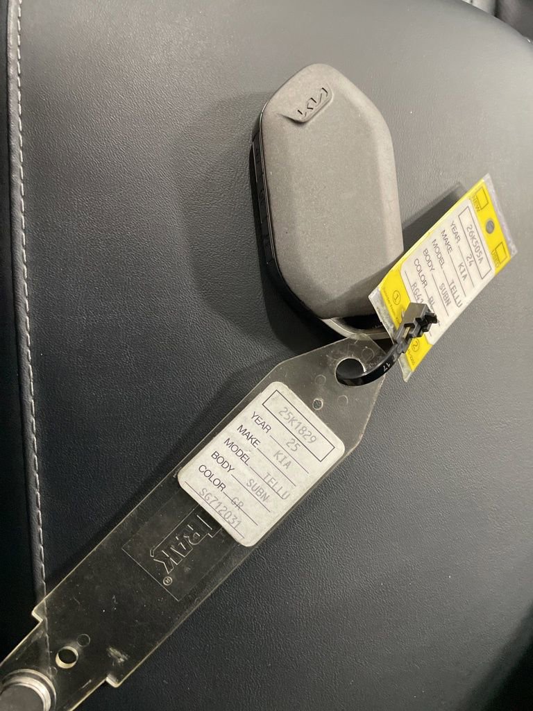 Used 2024 Kia Telluride EX w/ EX Captain's Chair Package image 35