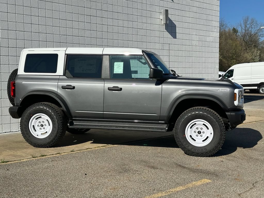 New 2026 Ford Bronco Heritage Edition AWD/4WD image 4