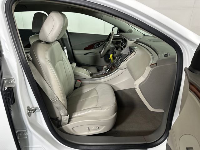Used 2012 Buick LaCrosse Premium image 28