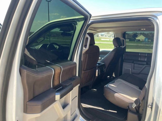 Used 2019 Ford F150 Limited w/ Trailer Tow Package image 11