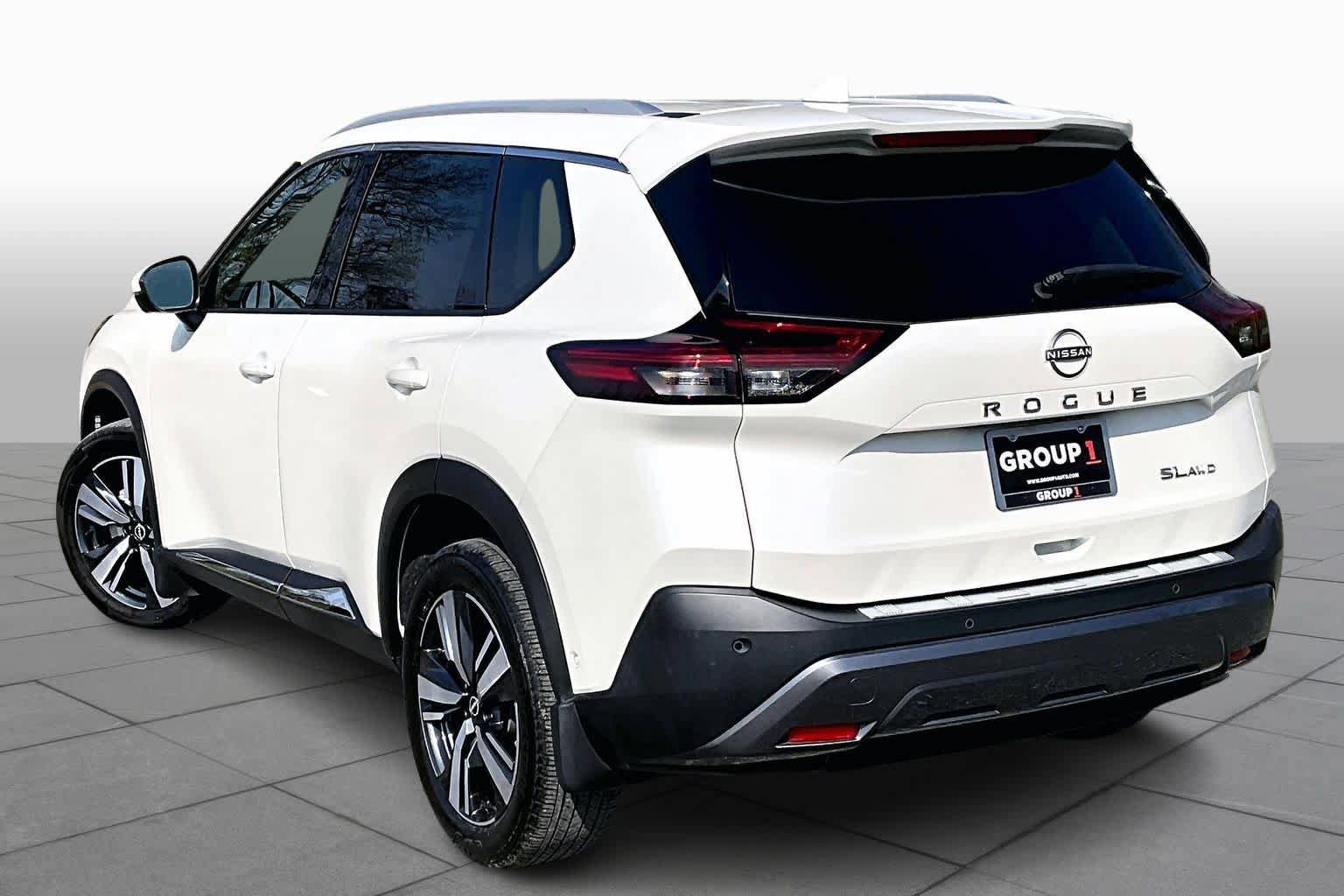 Used 2023 Nissan Rogue SL w/ SL Premium Package AWD/4WD image 12
