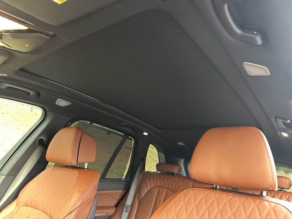New 2026 BMW X5 M60i image 22