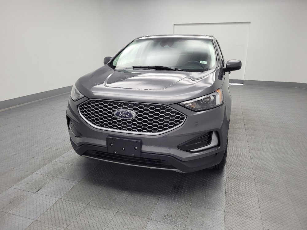 Used 2023 Ford Edge SEL image 15