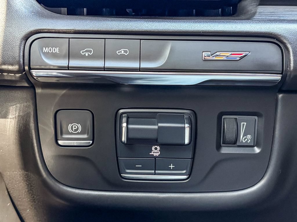 Used 2024 Cadillac Escalade ESV V AWD/4WD image 48