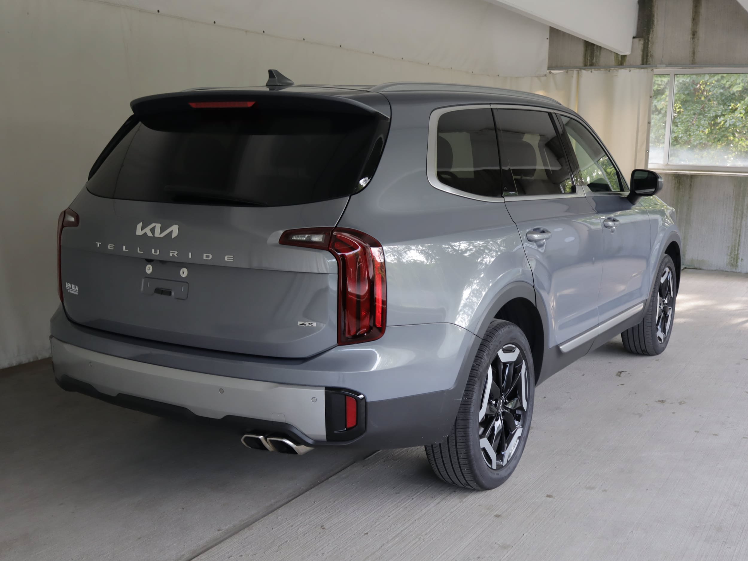Certified 2023 Kia Telluride S AWD/4WD image 6