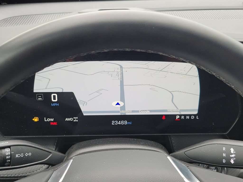 Used 2025 Chevrolet Equinox LT AWD/4WD image 18
