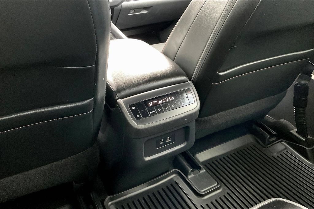 Used 2023 Nissan Pathfinder Rock Creek AWD/4WD image 13