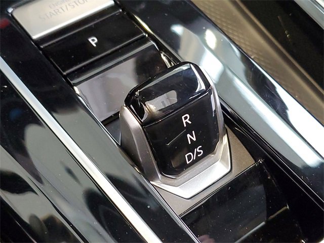 New 2026 Volkswagen Golf image 32