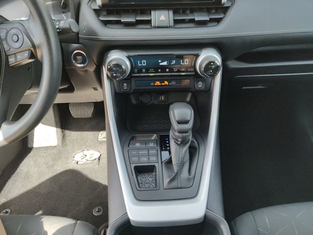 Used 2024 Toyota RAV4 XLE image 20