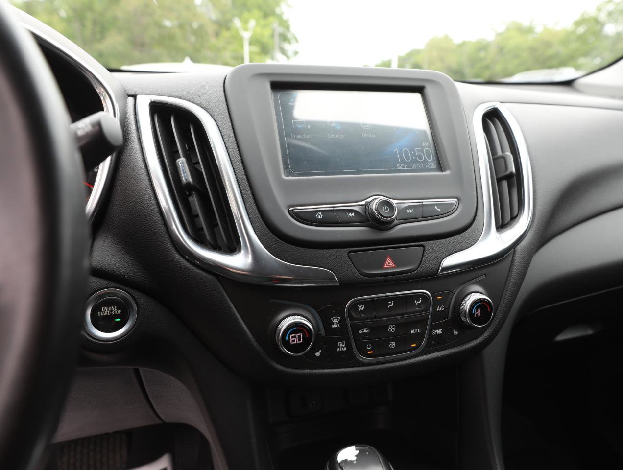 Used 2018 Chevrolet Equinox LT AWD/4WD image 20