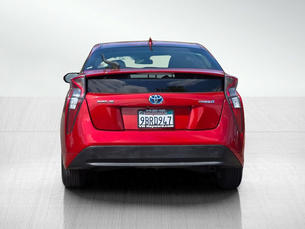 Used 2017 Toyota Prius Two w/ Carpet Mat Package FWD image 6