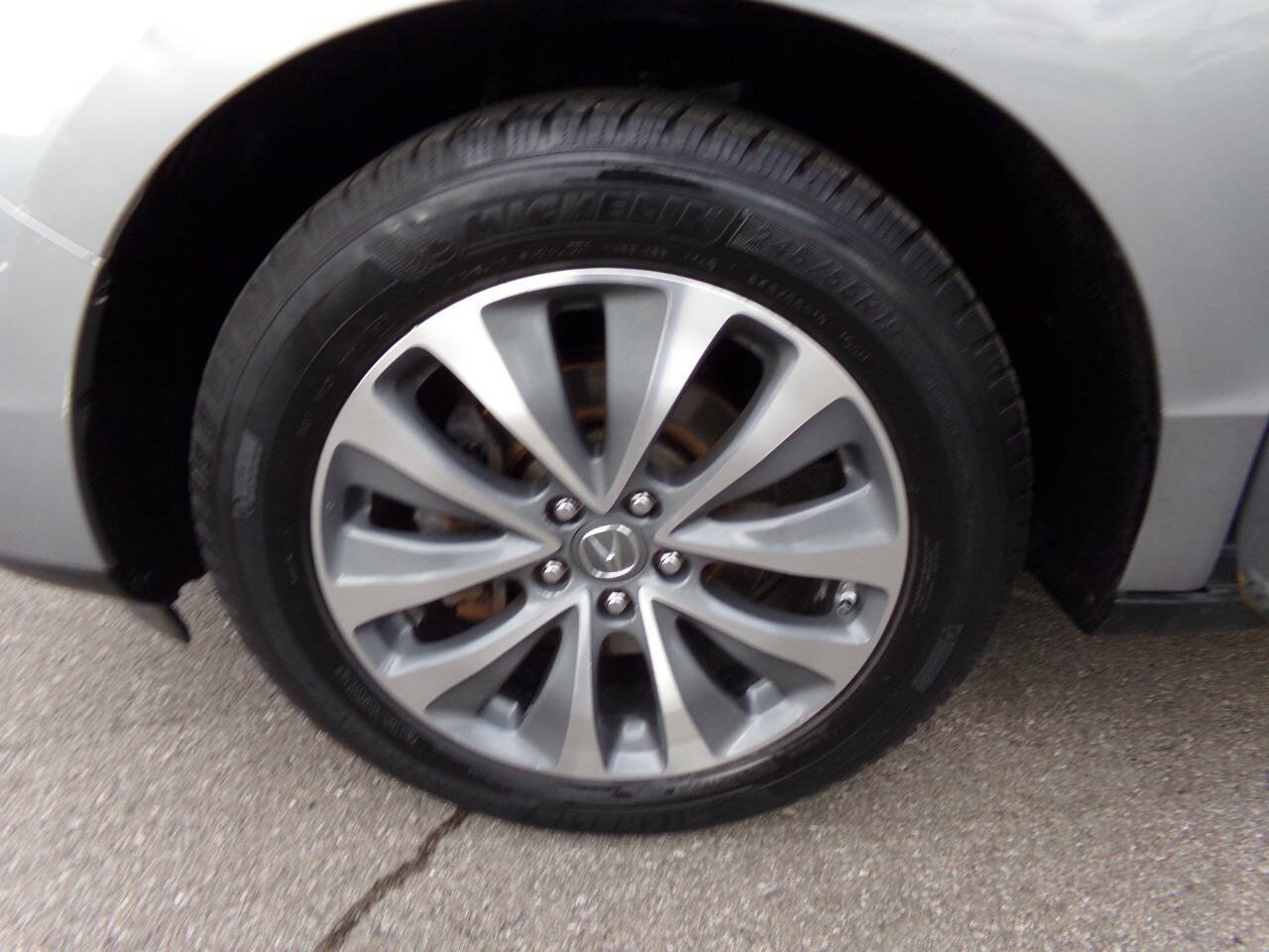Used 2016 Acura MDX w/ Technology Package AWD/4WD image 38