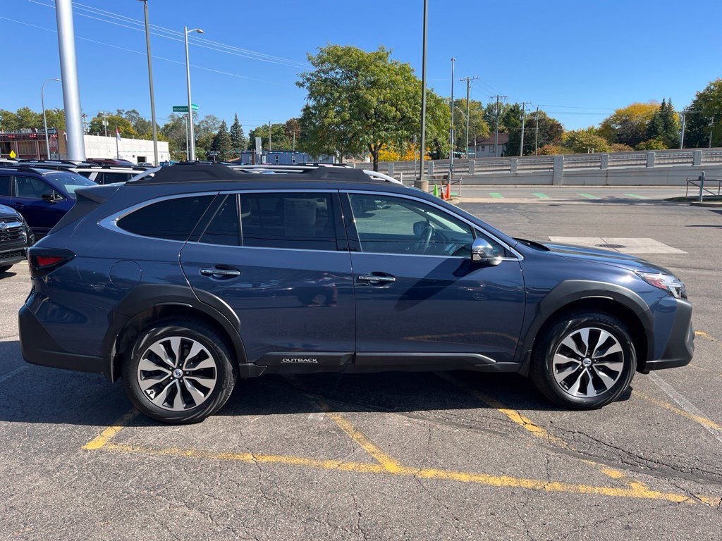 Certified 2023 Subaru Outback Touring XT AWD/4WD image 2