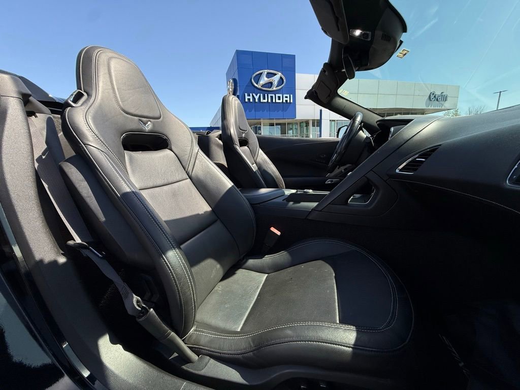 Used 2014 Chevrolet Corvette Stingray Convertible w/ 3LT Preferred Equipment Group RWD image 27