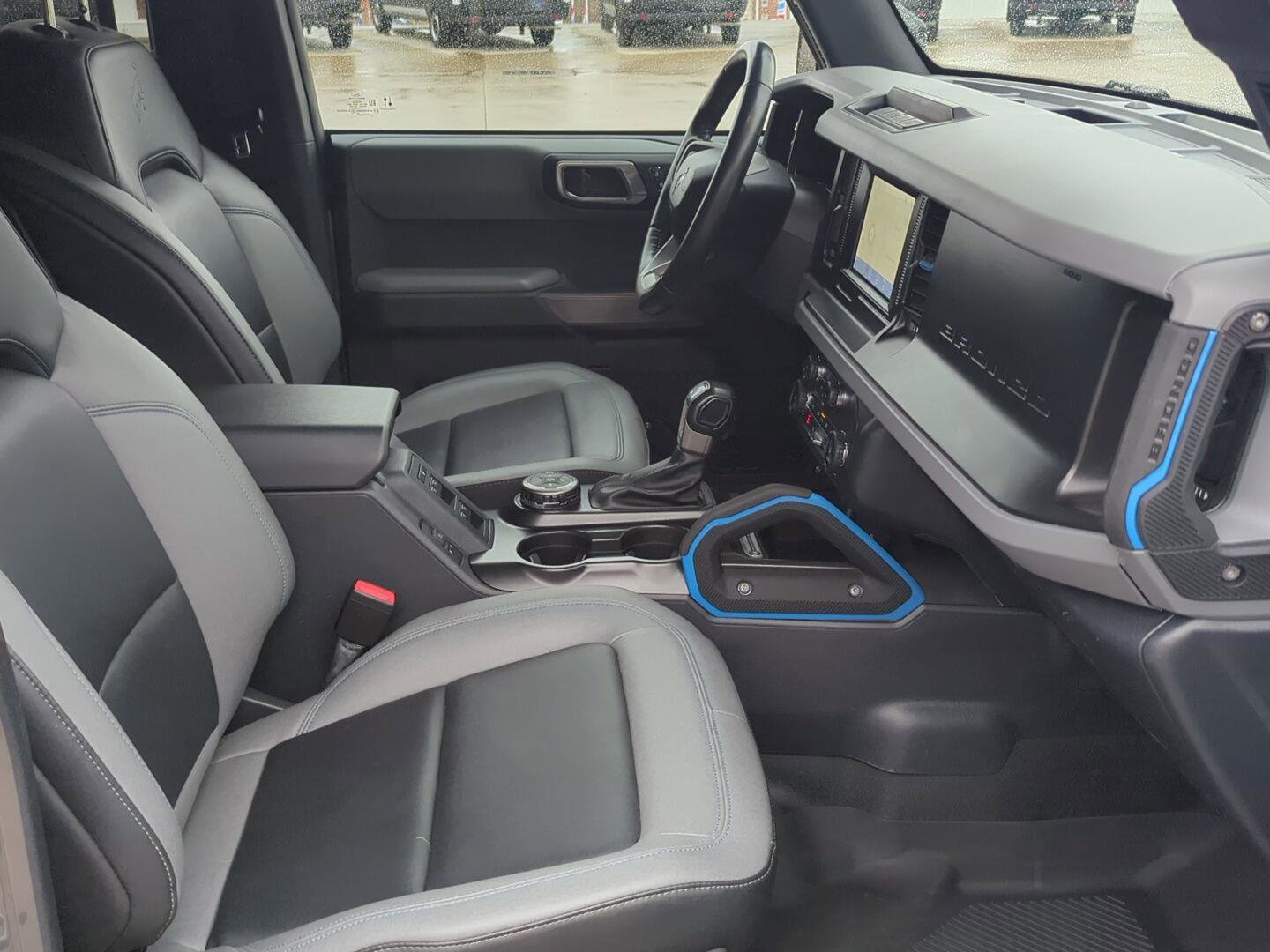 Used 2022 Ford Bronco Black Diamond image 25