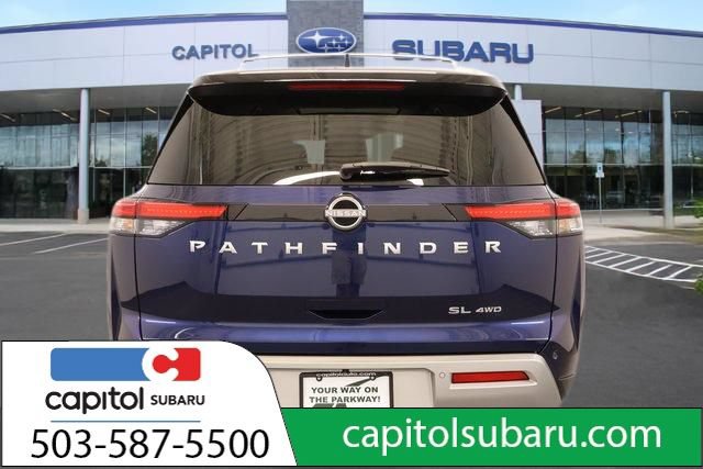 Used 2025 Nissan Pathfinder SL w/ SL Premium Package AWD/4WD image 5