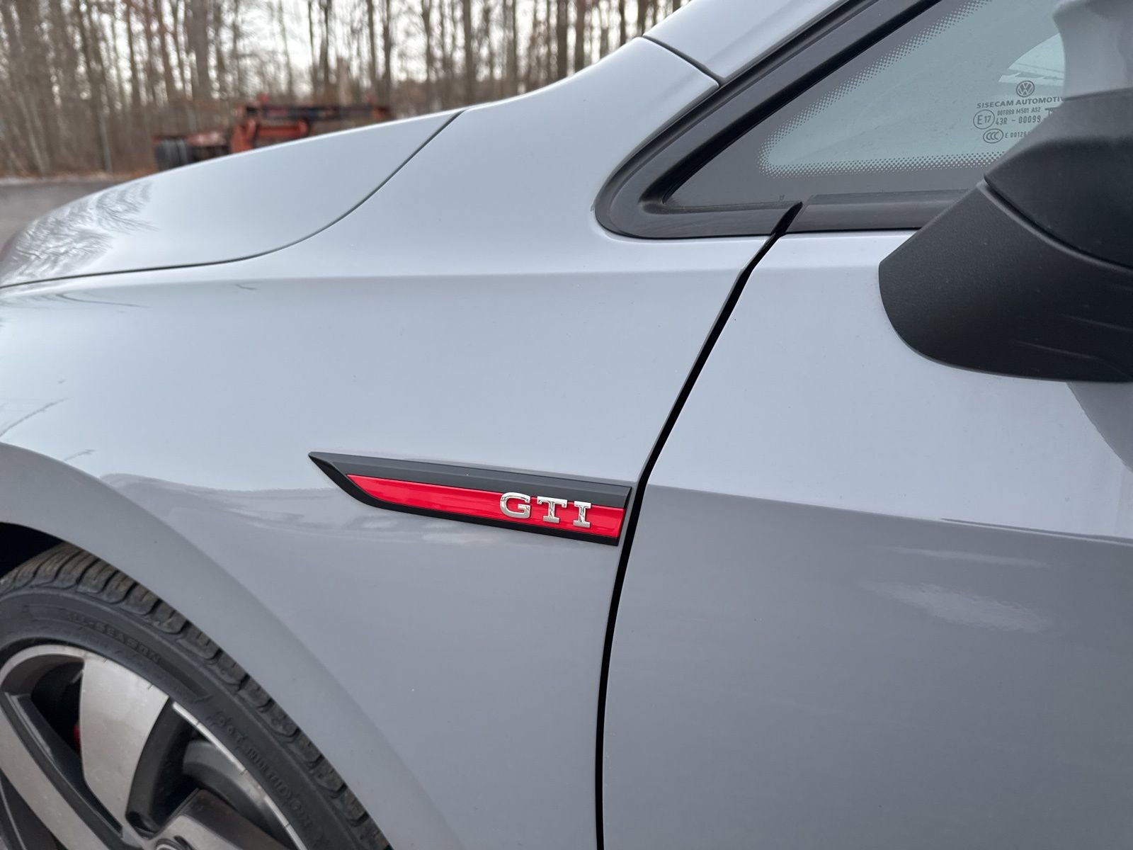 Used 2022 Volkswagen GTI SE image 11