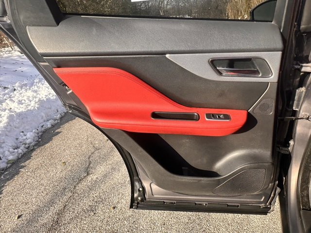 Used 2017 Jaguar F-PACE S image 14