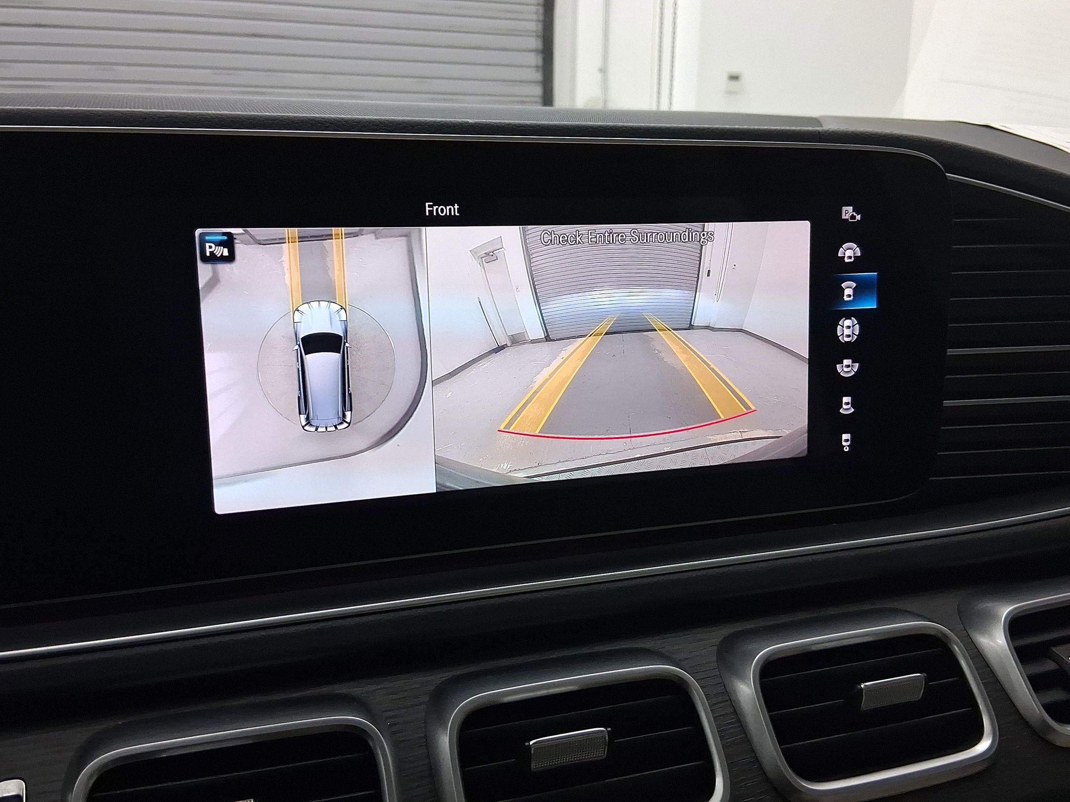 Used 2023 Mercedes-Benz GLS 450 4MATIC image 29