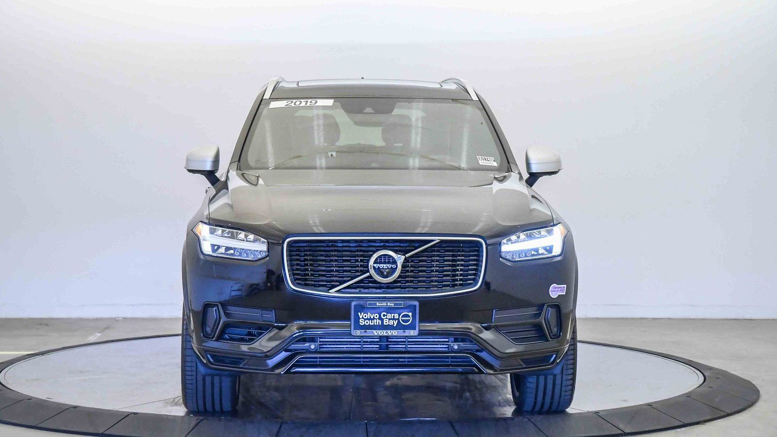 Used 2019 Volvo XC90 T8 R-Design w/ Advanced Package image 7