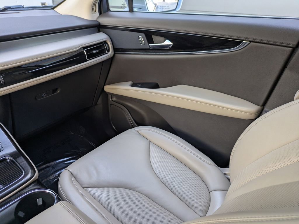 Used 2021 Lincoln Nautilus AWD w/ Equipment Group 101A image 19