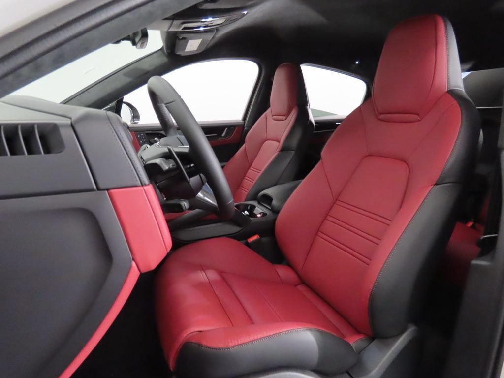 New 2026 Porsche Cayenne Turbo GT AWD/4WD image 5