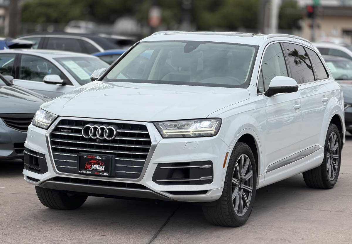Used 2017 Audi Q7 3.0T Premium Plus w/ Premium Plus Package AWD/4WD image 3