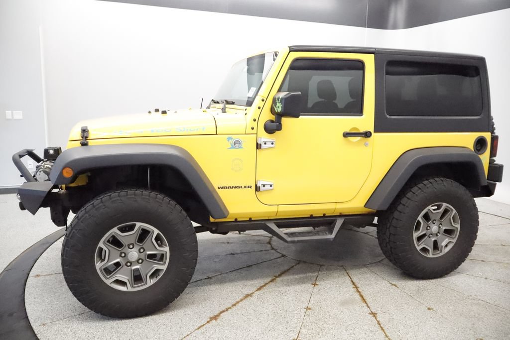 Used 2015 Jeep Wrangler Rubicon AWD/4WD image 4