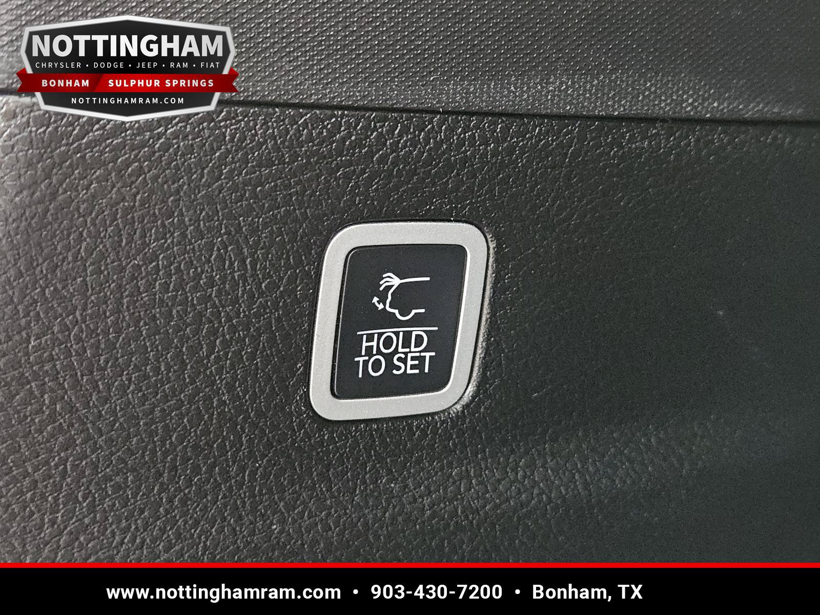 Used 2024 Jeep Grand Wagoneer L Series II w/ Quick Order Packagew 28T AWD/4WD image 9