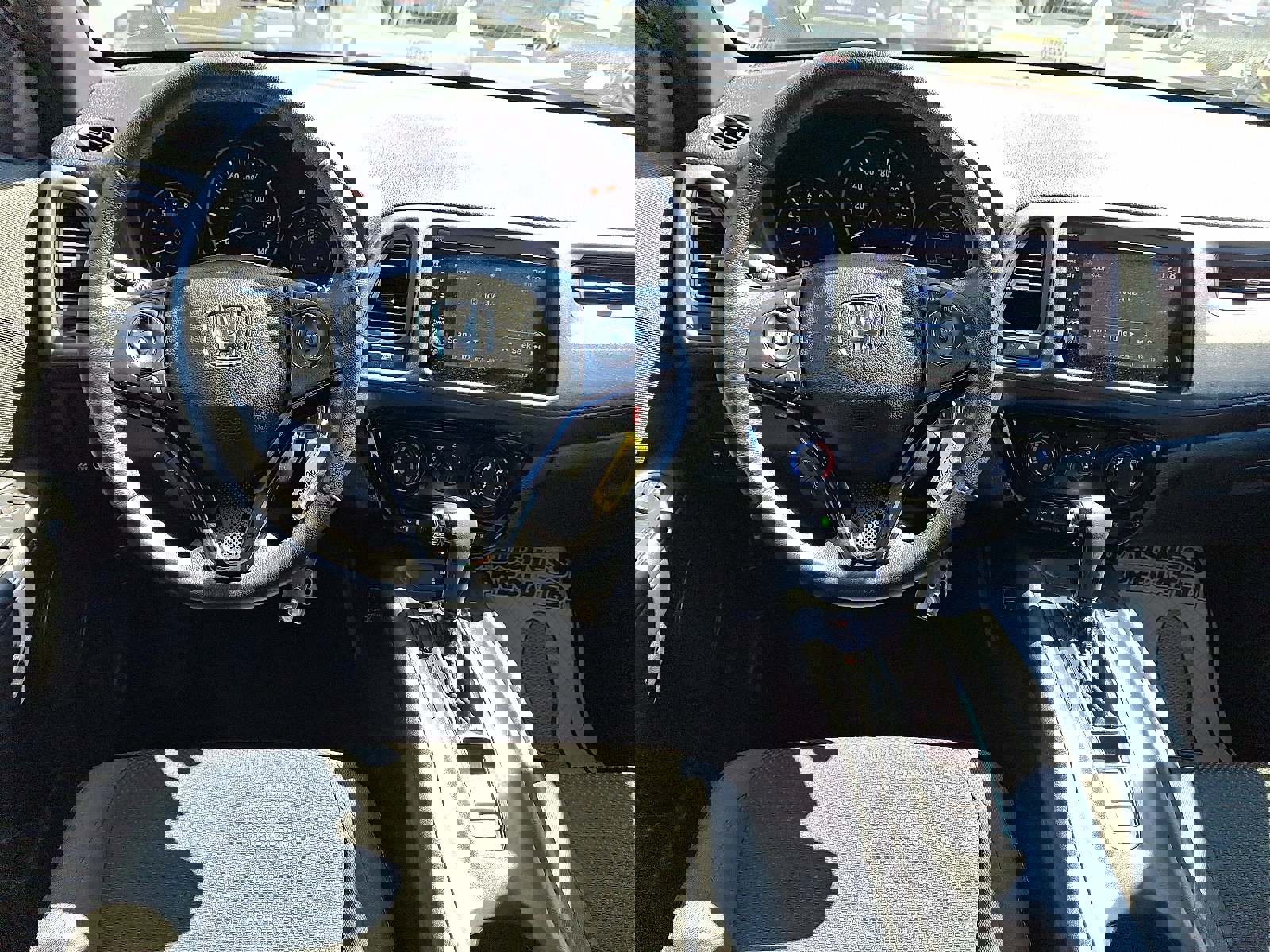 Used 2022 Honda HR-V Sport image 11