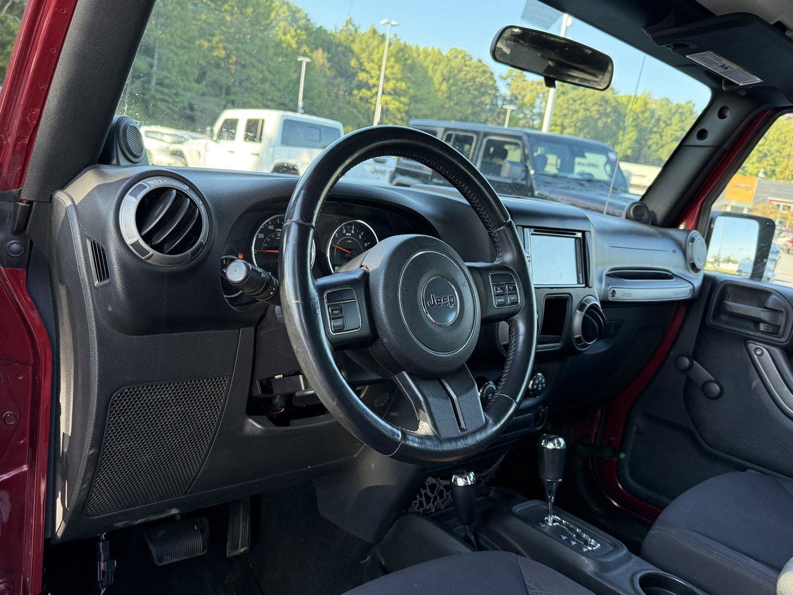 Used 2013 Jeep Wrangler Sport AWD/4WD image 16