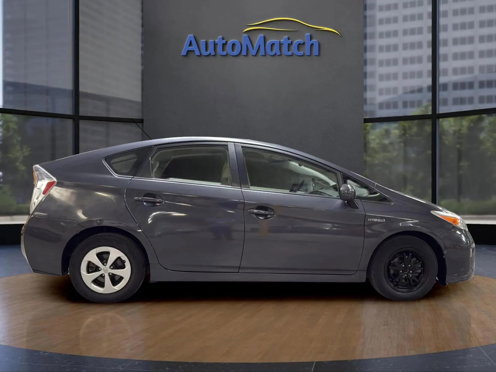 Used 2014 Toyota Prius Two image 12