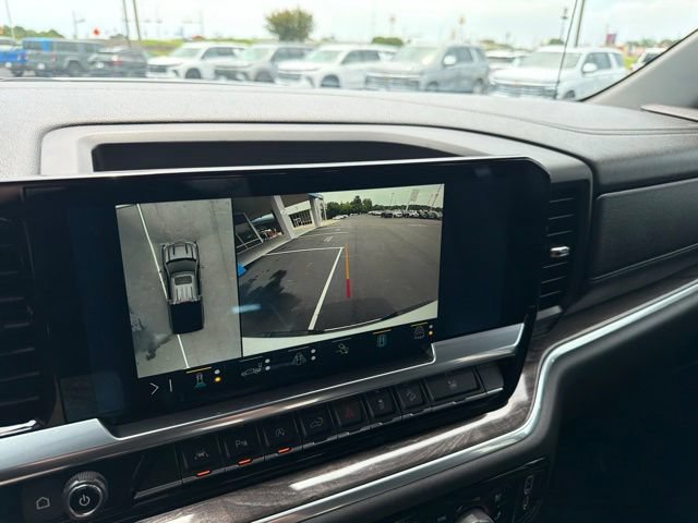 Used 2022 Chevrolet Silverado 1500 LTZ AWD/4WD image 23