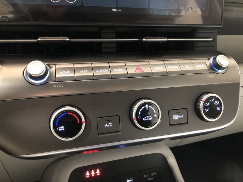 New 2026 Hyundai Kona SE image 29